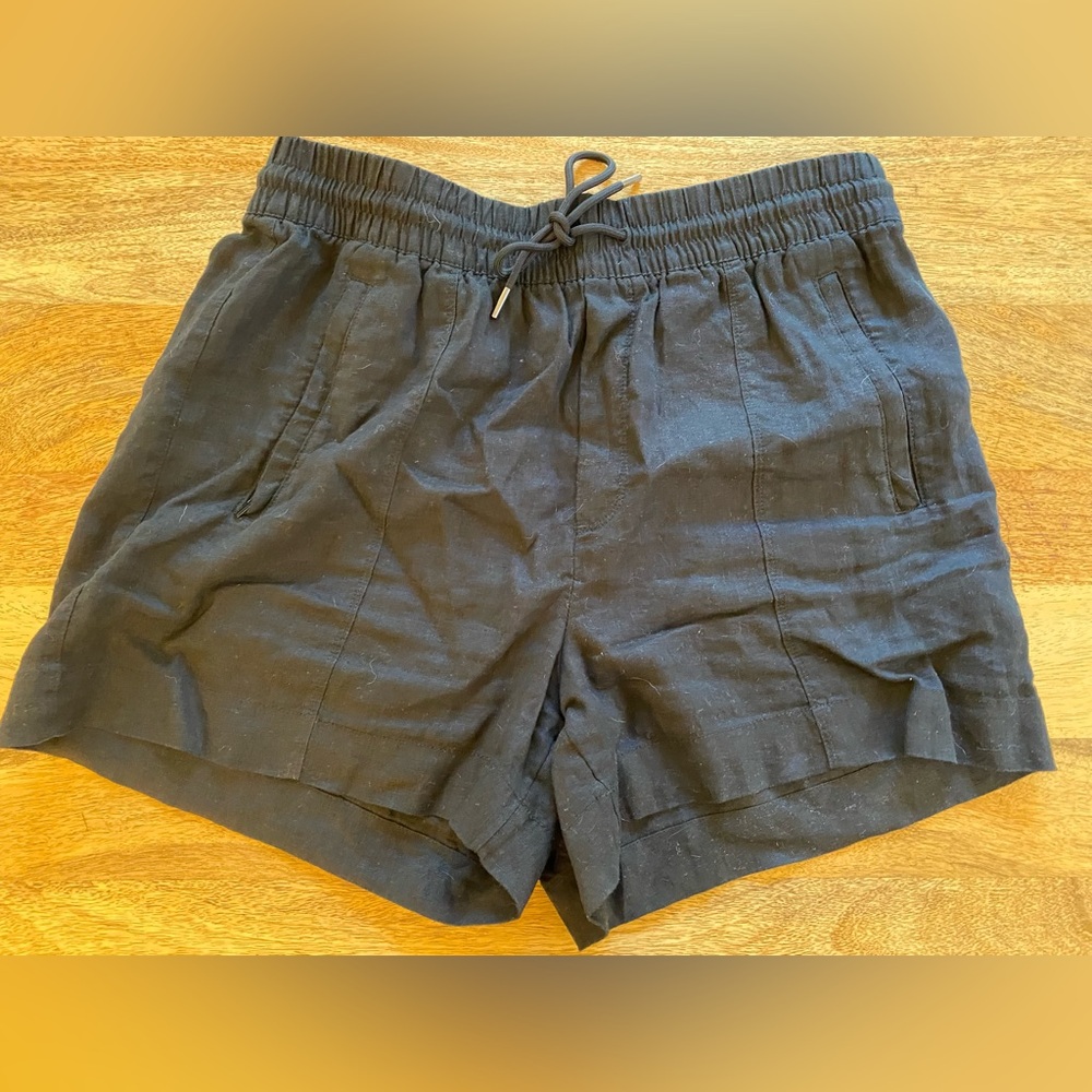 Athleta retreat linen shorts